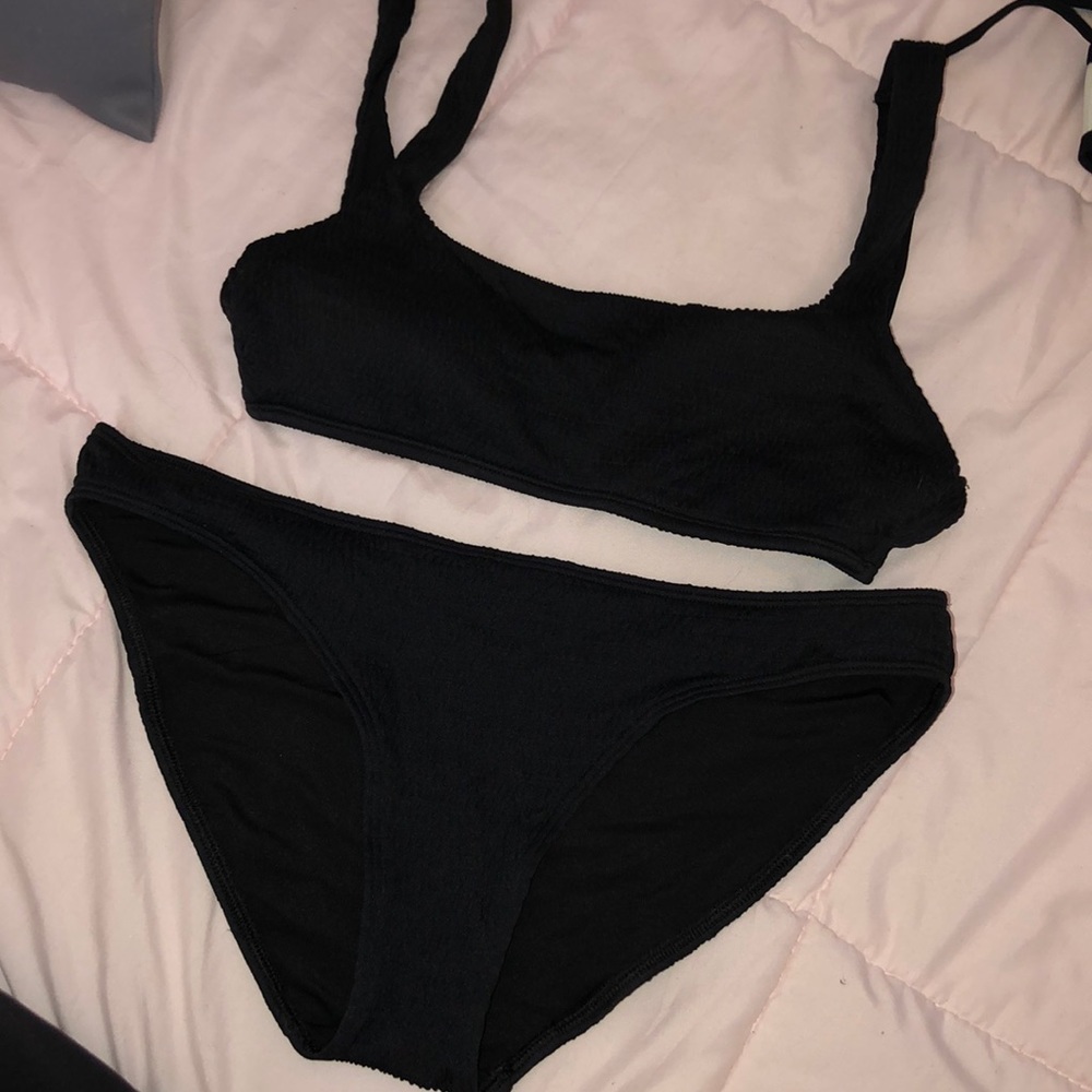 Black ribbed Aerie bikini